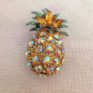 Sparkling Pineapple Brooch